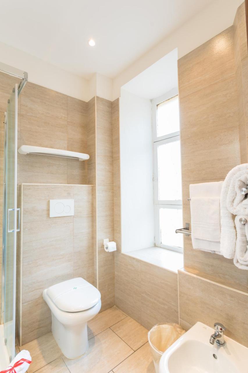 Alojamento de Acomodação e Pequeno-almoço Bq House Milizie Luxury 3*